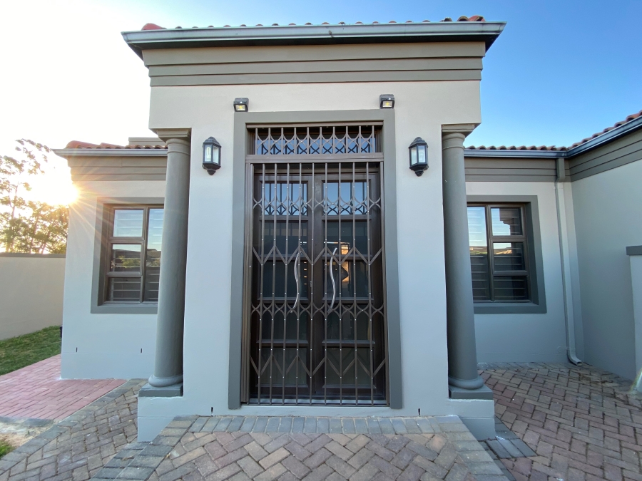 3 Bedroom Property for Sale in Tafelzicht Western Cape